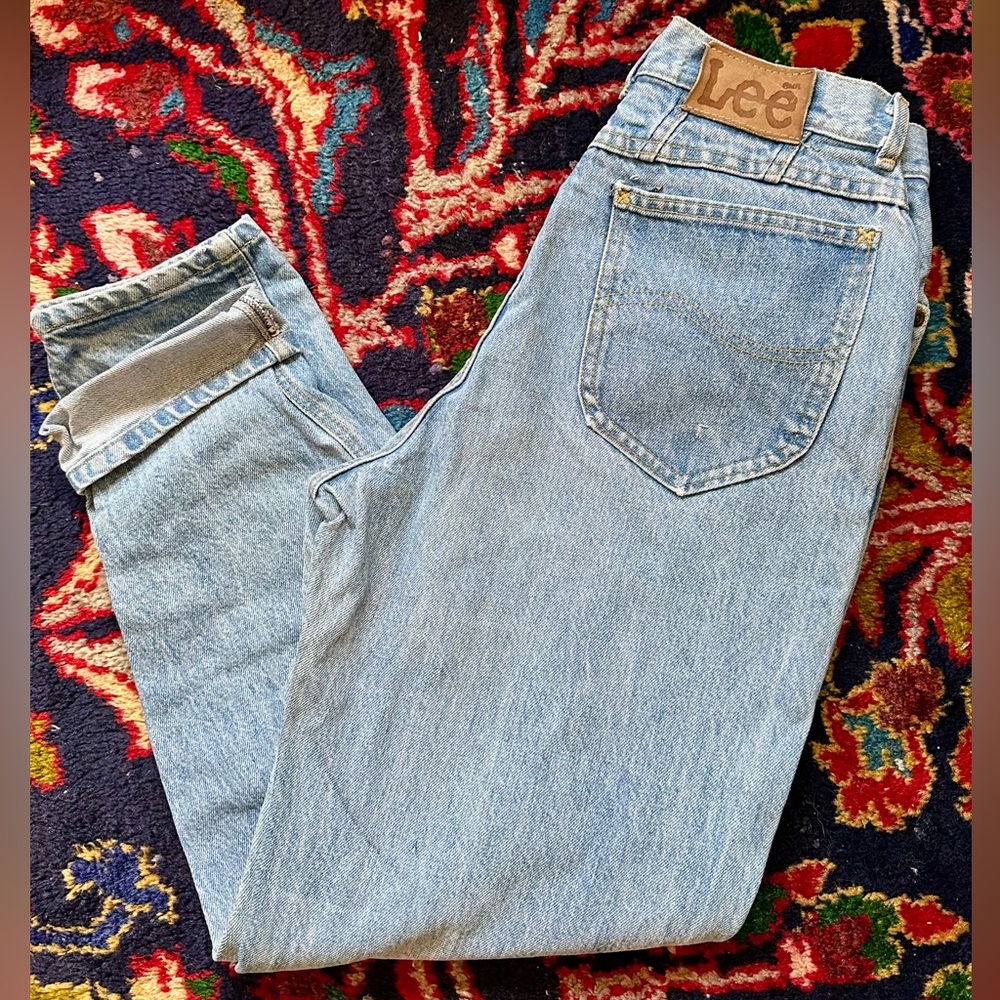 Vintage Lee High Waisted Mom Jeans Size 28 Light Blue Wash 100% Cotton